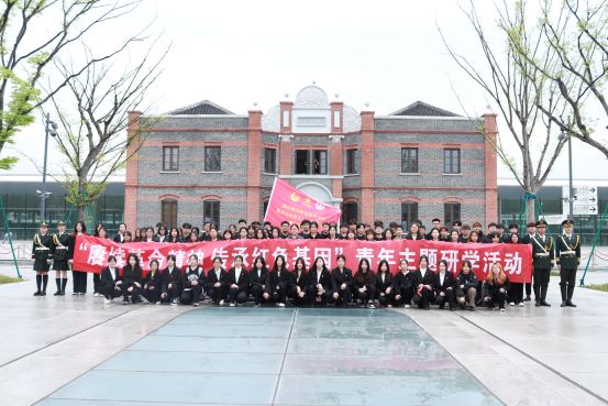 1712233545856380.jpg 活动现场2.jpg