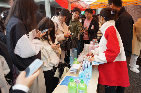 1711689888758526.png 图片2.png