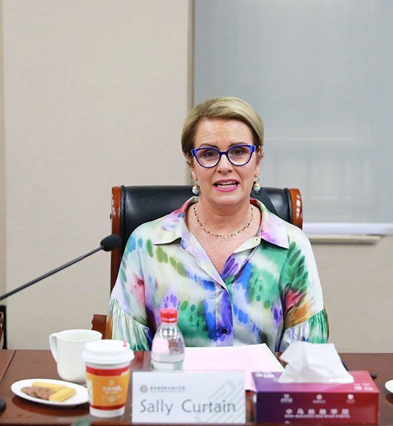 1699528935808512.jpg 图5:Sally Curtain讲话.JPG