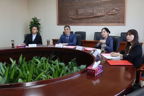 1713746387779734.jpg 会议现场1111.jpg