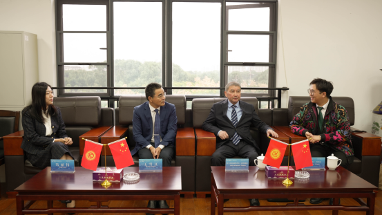 1697799779932930.png 图片1.png