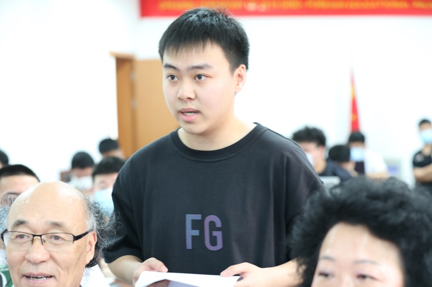 4.jpeg